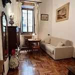Dupre Apartment *